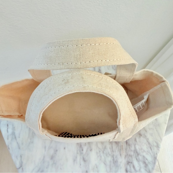 💛 Anthropologie Letter G The Hartley Monogram Mini Canvas Tote Gold Beaded Beige - Picture 10 of 14